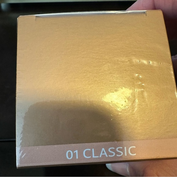 M. Asam Magic Finish Foundation & Mirror - Picture 3 of 8